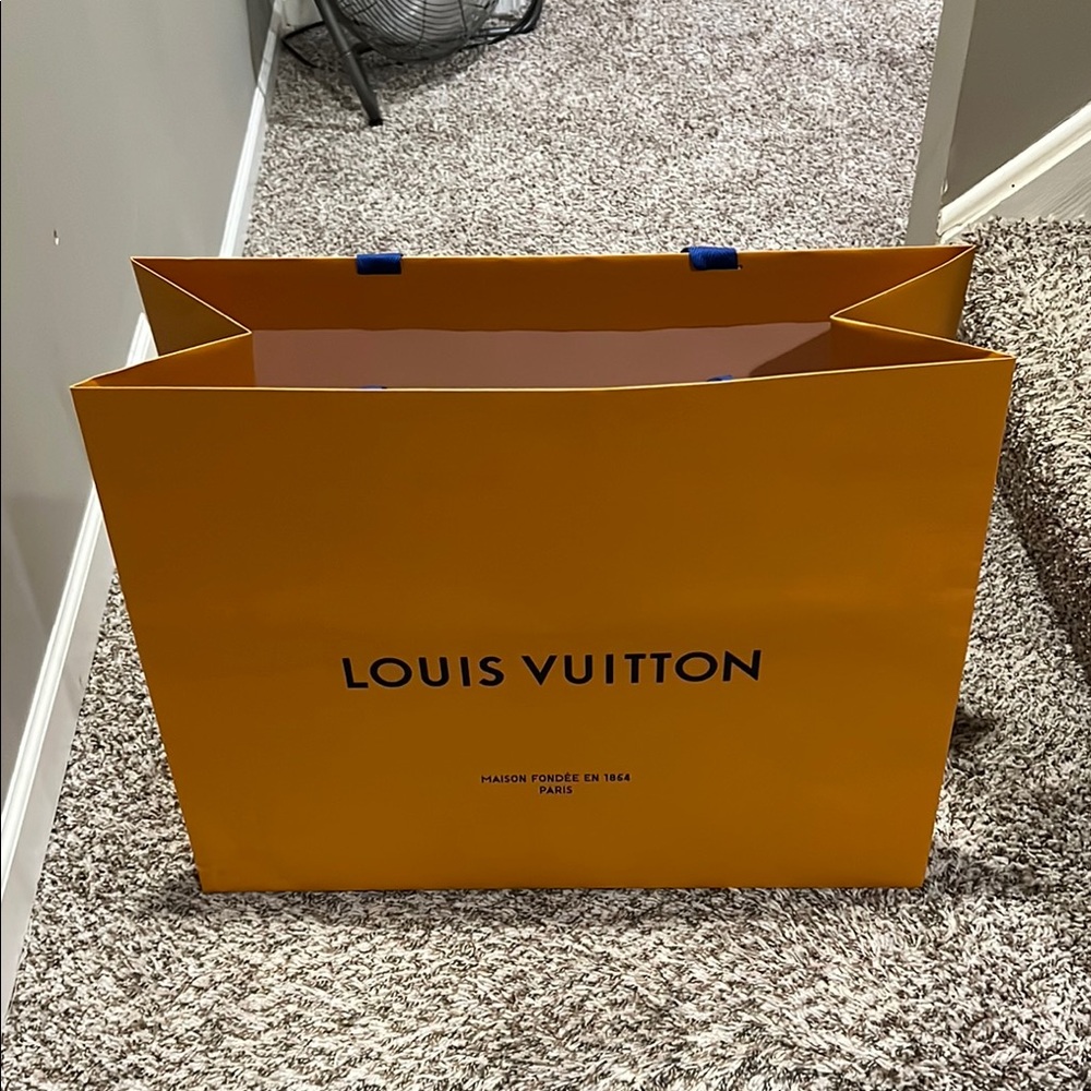 Louis Vuitton Shopping Bag